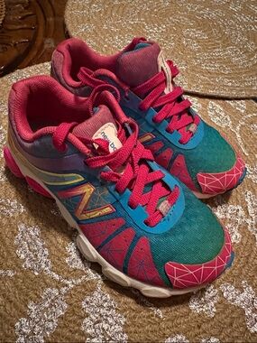 New Balance Teal & Pink Kids Athletic Sneakers